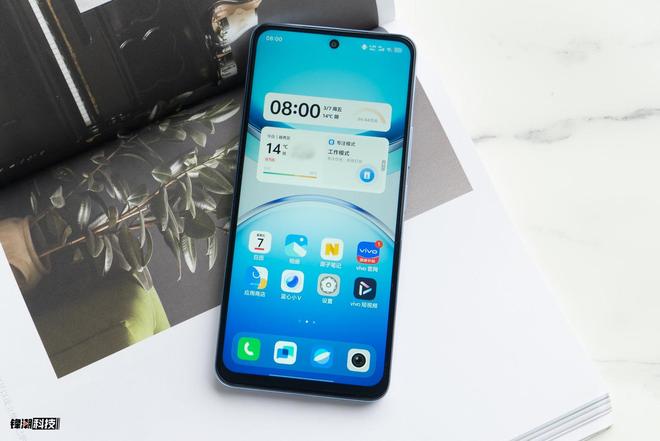 vo Y300i告别续航焦虑pg电子入口超大电池容量vi(图2)